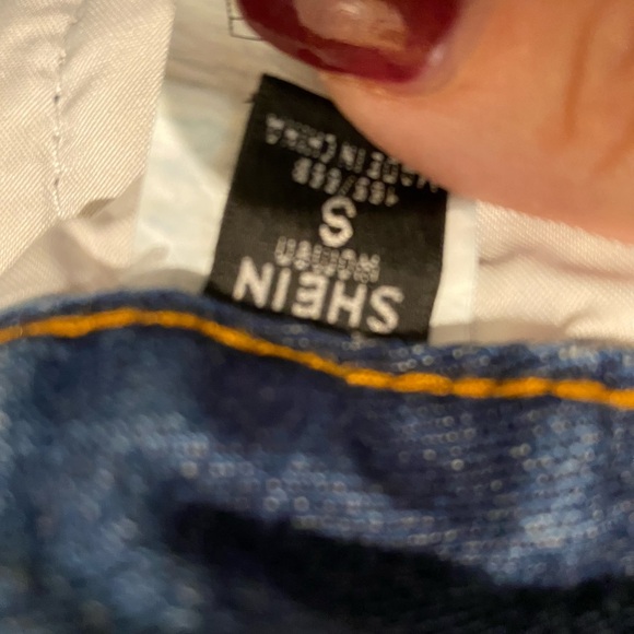 SHEIN wide leg, dark wash jeans. Size small. - Picture 8 of 9